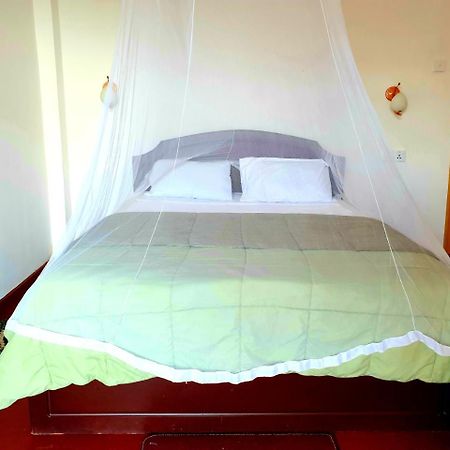エッラ Adannz Bed & Breakfast エクステリア 写真