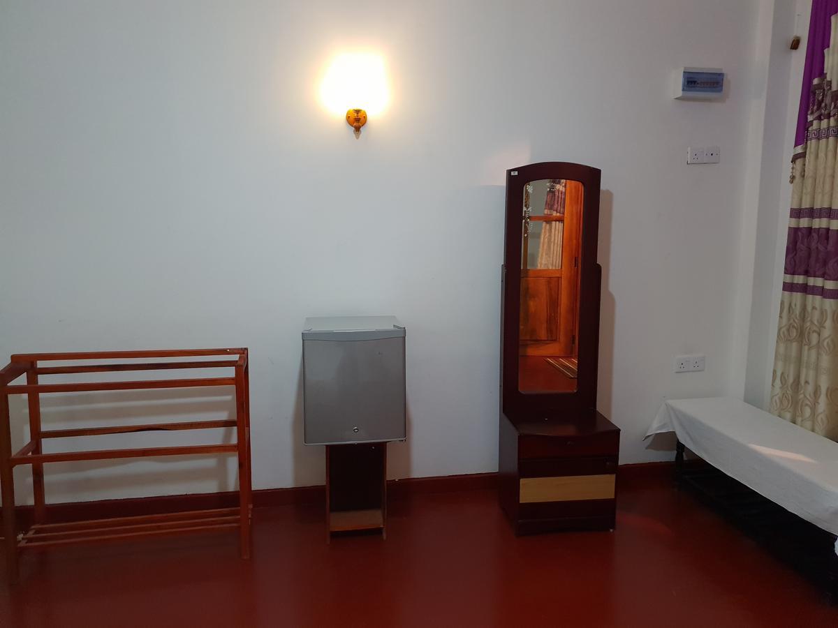 エッラ Adannz Bed & Breakfast エクステリア 写真